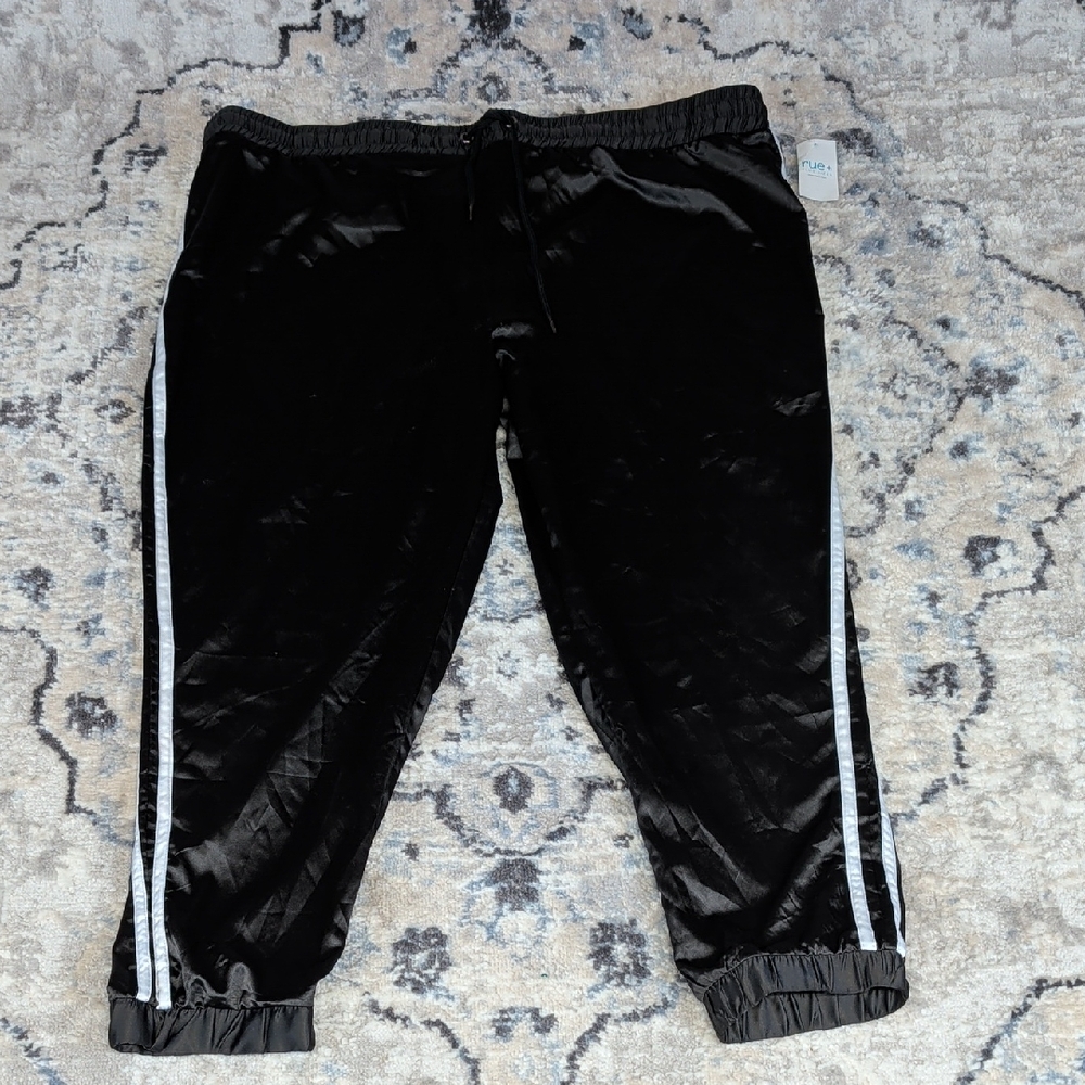 Rue+ Black Track Jogger Pants Women’s Plus Size 2X Side Stripe NWT